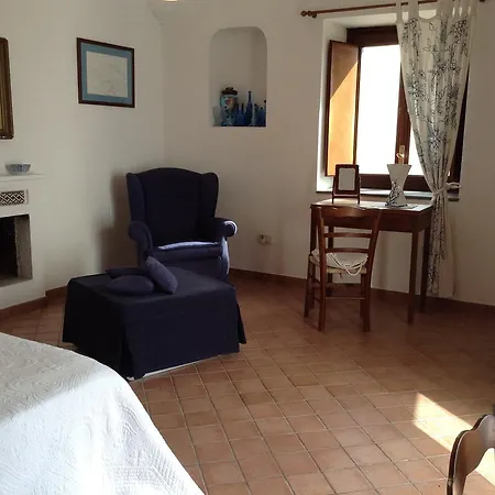Pietra Rosa 4*