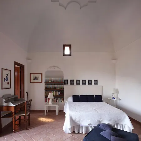 Pietra Rosa Bed & Breakfast *